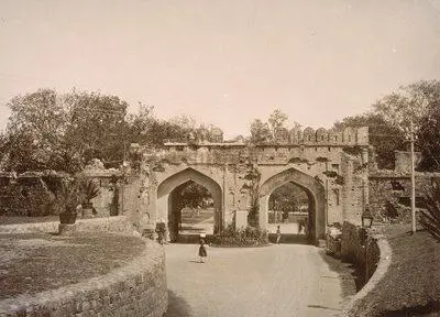 The Kashmiri Gate