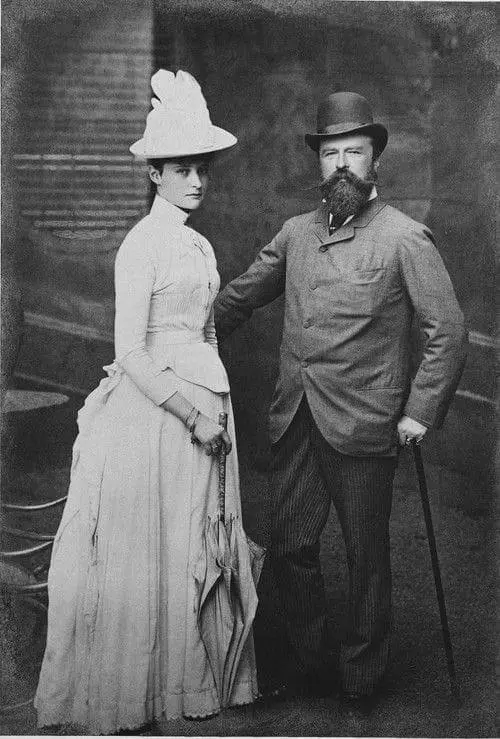 Alix Hessen with her Father Ludwig IV