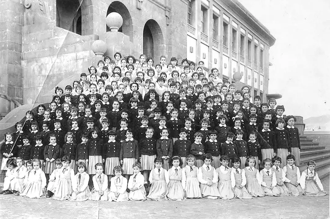 Alumnas de la Escuela Preparatoria 