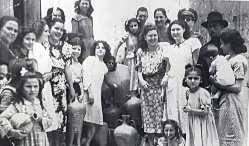 Inauguración del caño de agua.