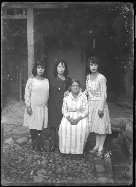 Foto en familia. Foto en familia.