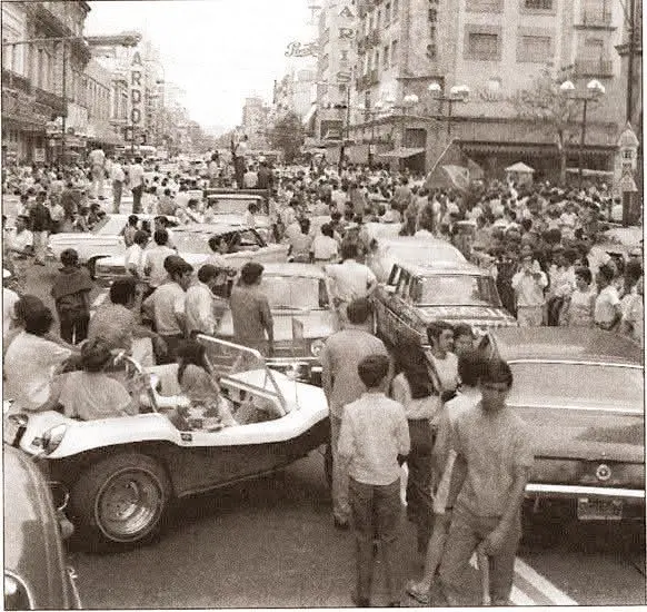 𝑨𝒗𝒆𝒏𝒊𝒅𝒂 𝑱𝒖𝒂́𝒓𝒆𝒛