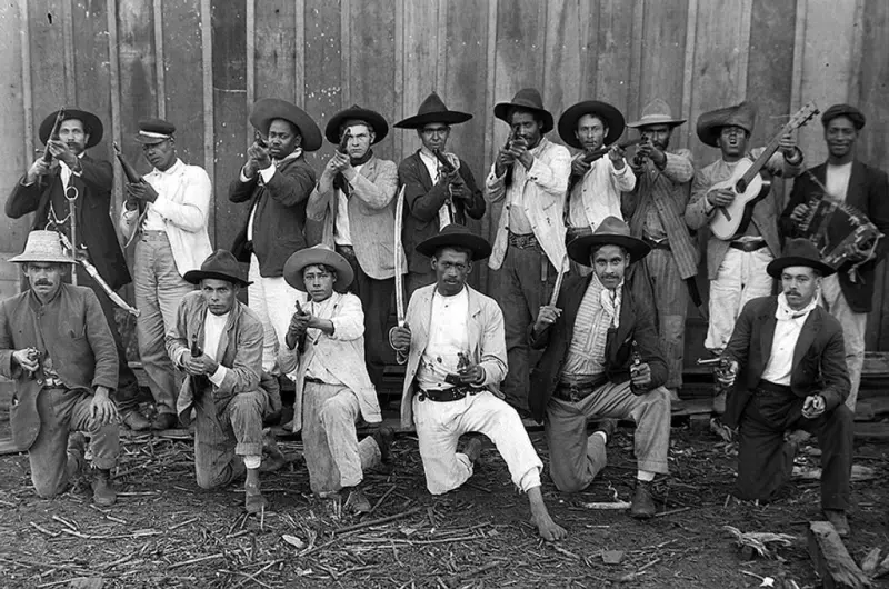 Pistoleros para reprimir a los rebeldes caboclos