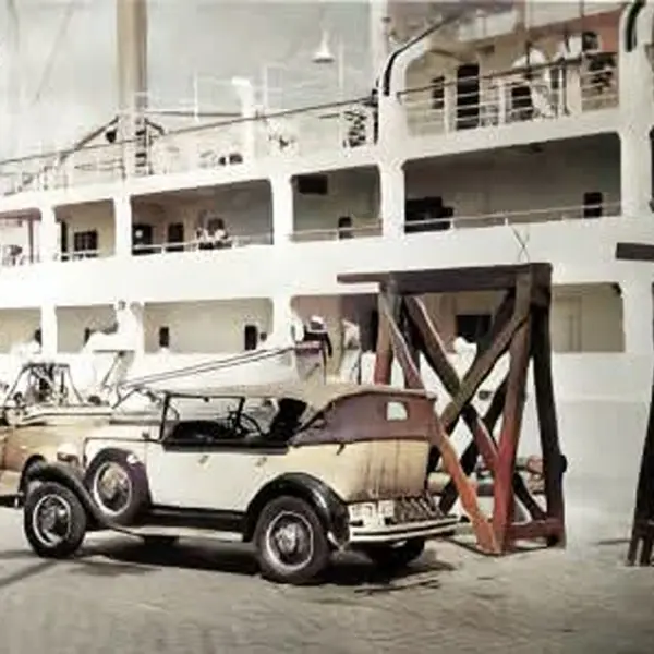 El CMB " Elizabethville " en el puerto.