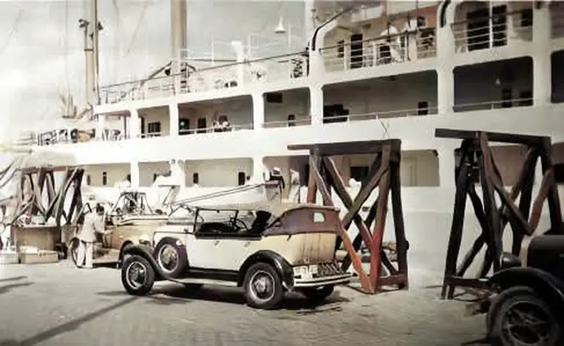 El CMB " Elizabethville " en el puerto.