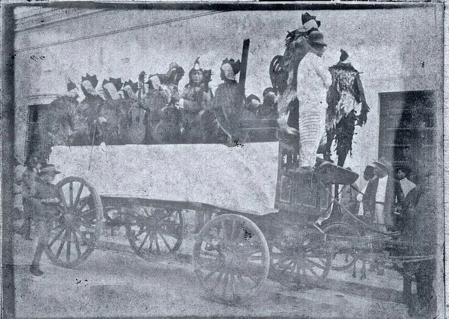 Carro alegórico del Carnaval de Mérida