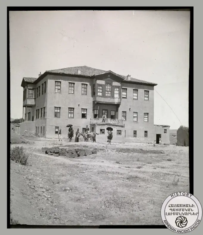 Hanesyan girls' school