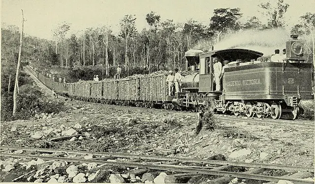 Tren azucarero en Cuba