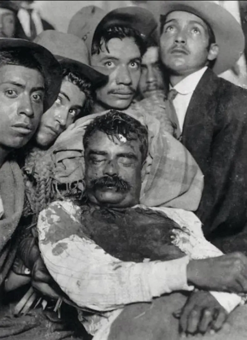 Postmortem photo of Emiliano Zapata