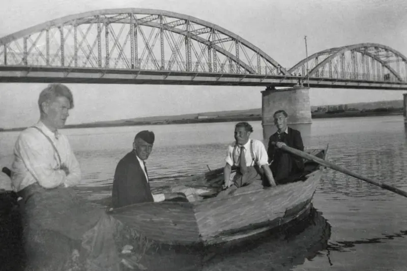 Montando en una barca