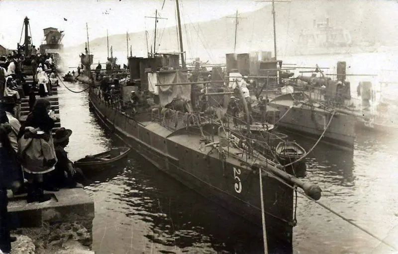 Torpederos en Santa Cruz de La Palma