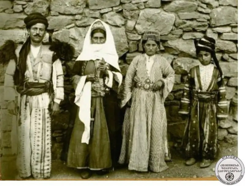 Shatakhtsyan family (Vaspuran-Shatakh costume)