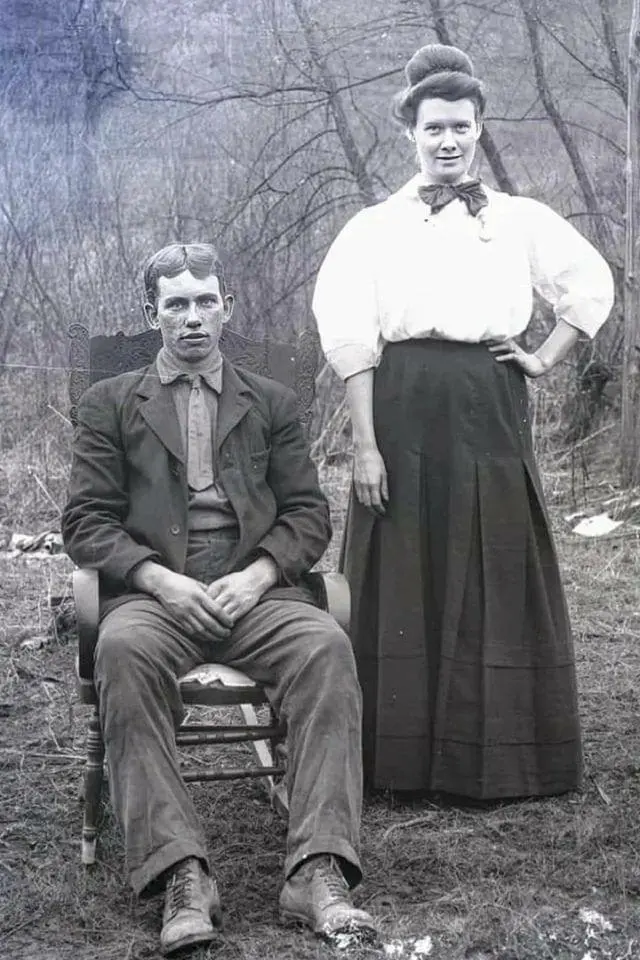 Young Family in Early 20th Century Ohio