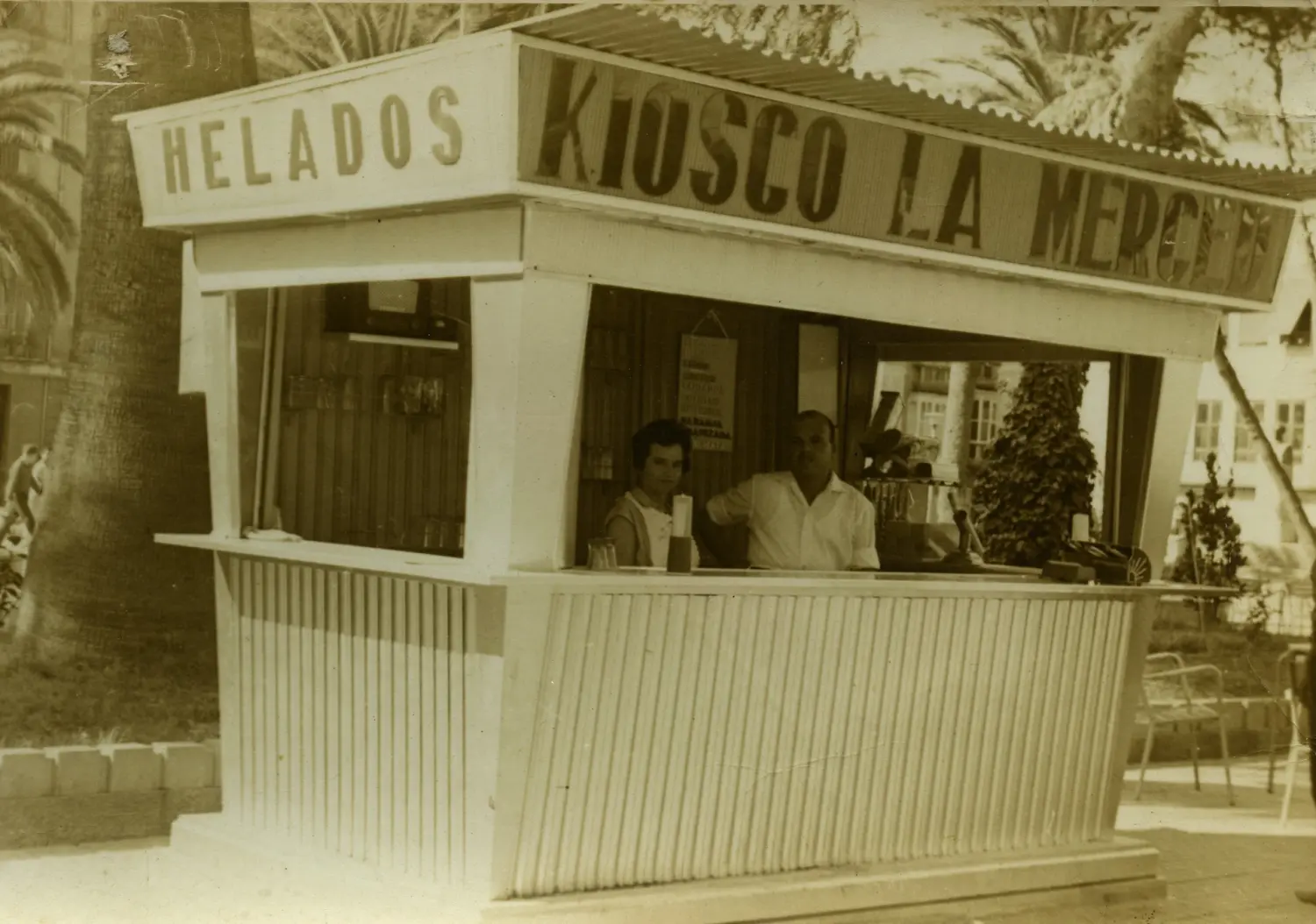 Quiosco de la plaza de la Merced 