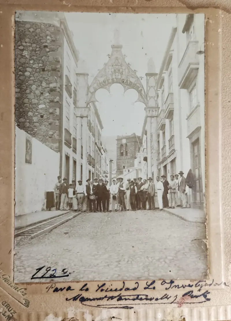 Sociedad La Investigadora - Calle Anselmo Pérez de Brito