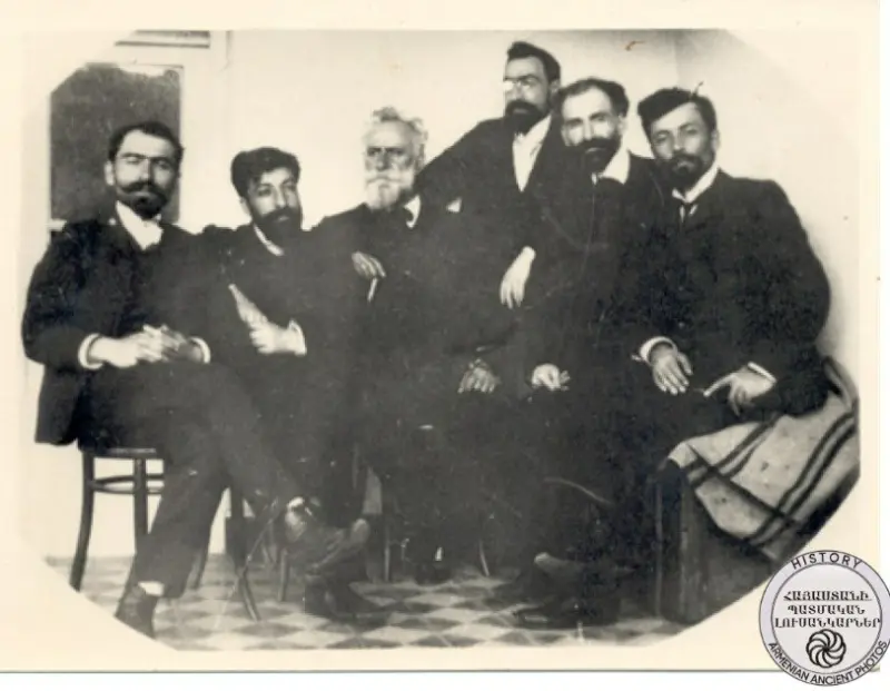 Members of the Vernath on the balcony