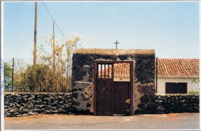 Portón Lemes de Miranda conocido también como portón de Calafata.