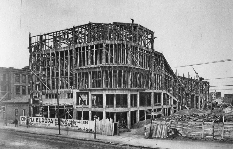 Construcción del Cinema Europa