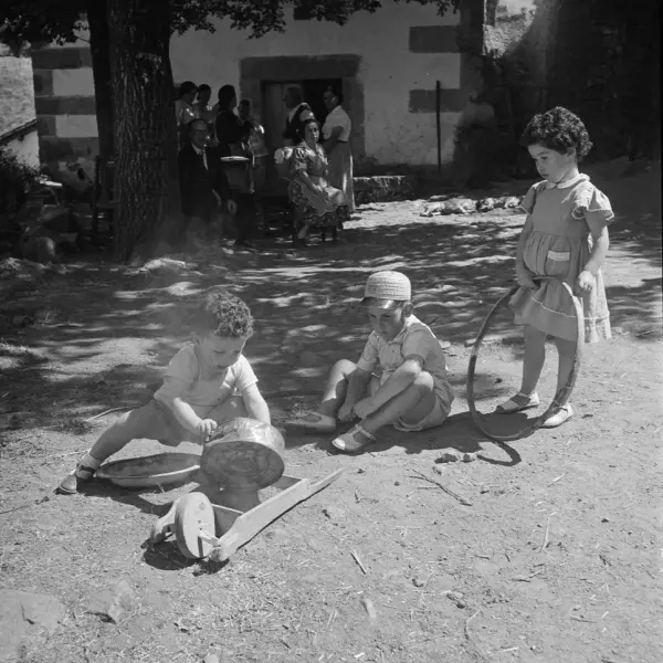 Niños jugando