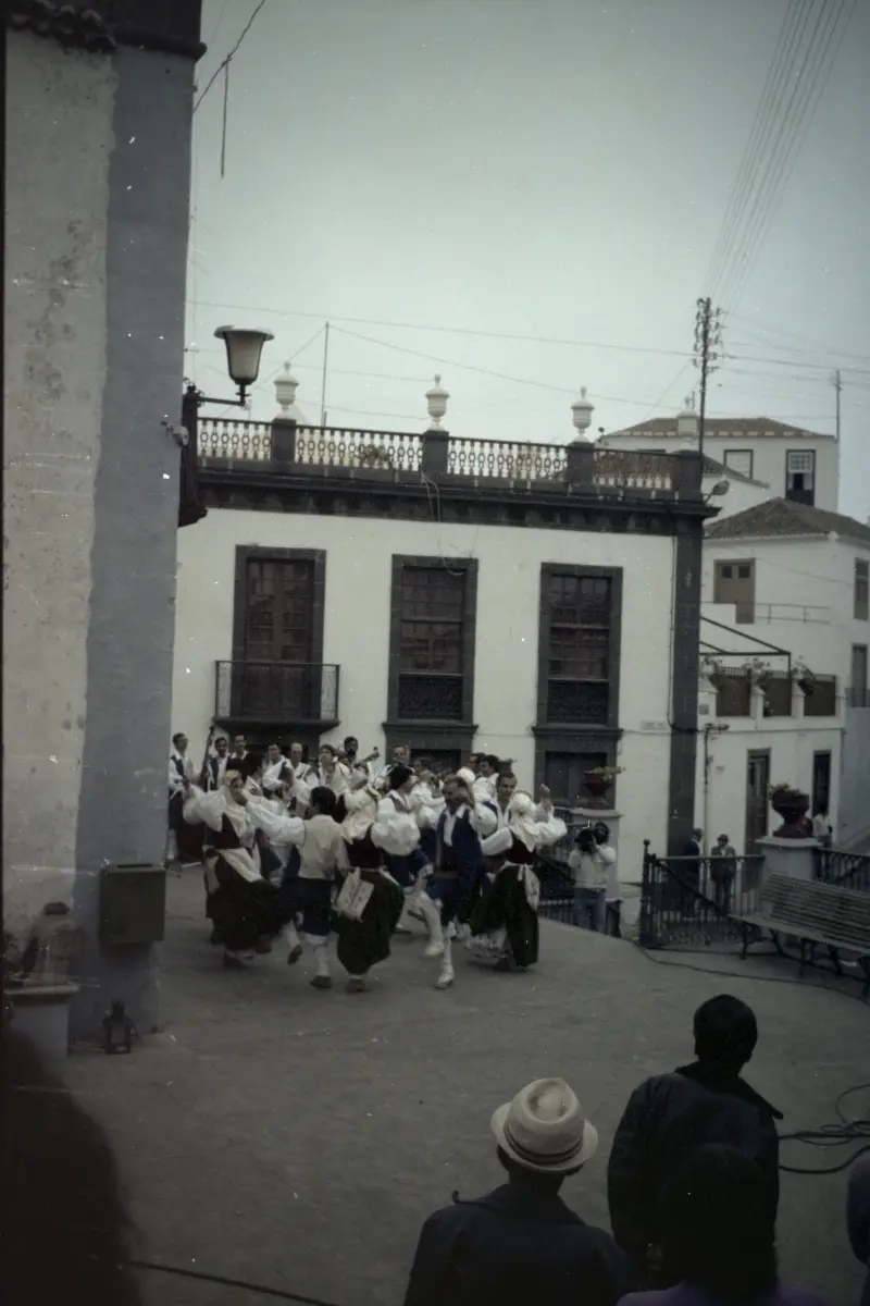 Agrupación folclórica Cumbre Nueva 1981
