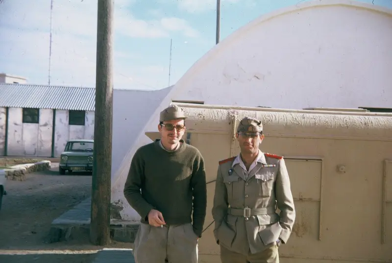 el Floro con el Sargento Lozano en zona de antenas