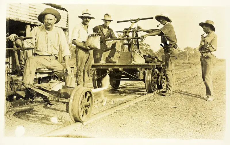 Manually-propelled railway trolley