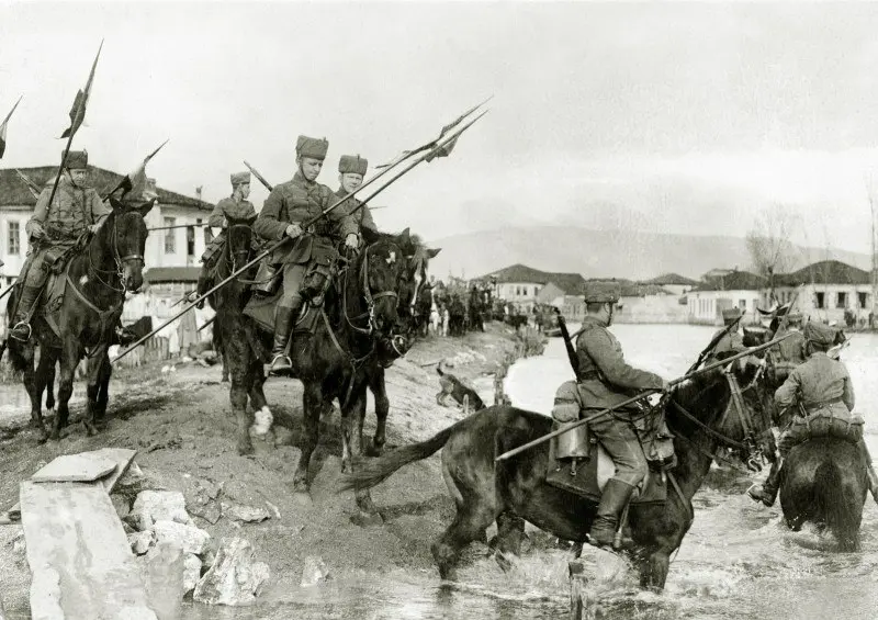 German hussars cross the river