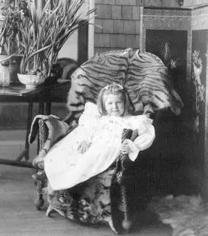  The Kiplings' first daughter Josephine. She died of pneumonia in 1899 aged 7.