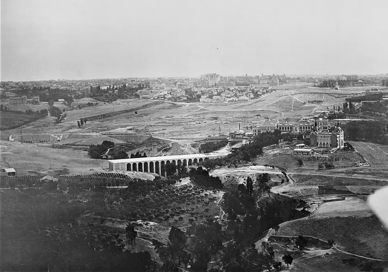 VIADUCTO DE LOS 15 OJOS