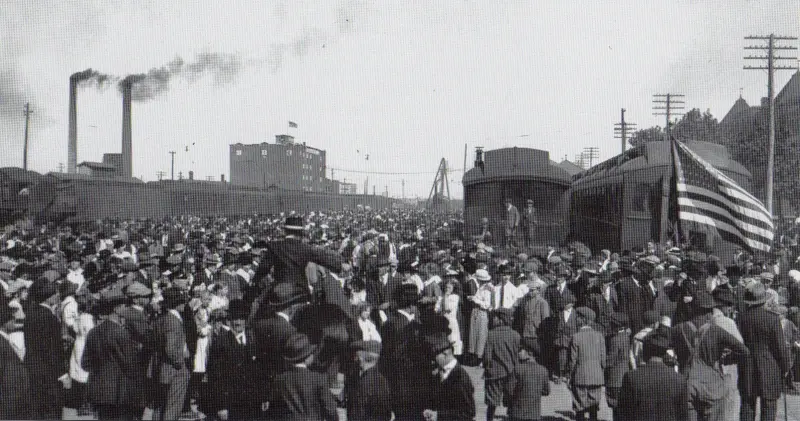 Draftees depart for WWI