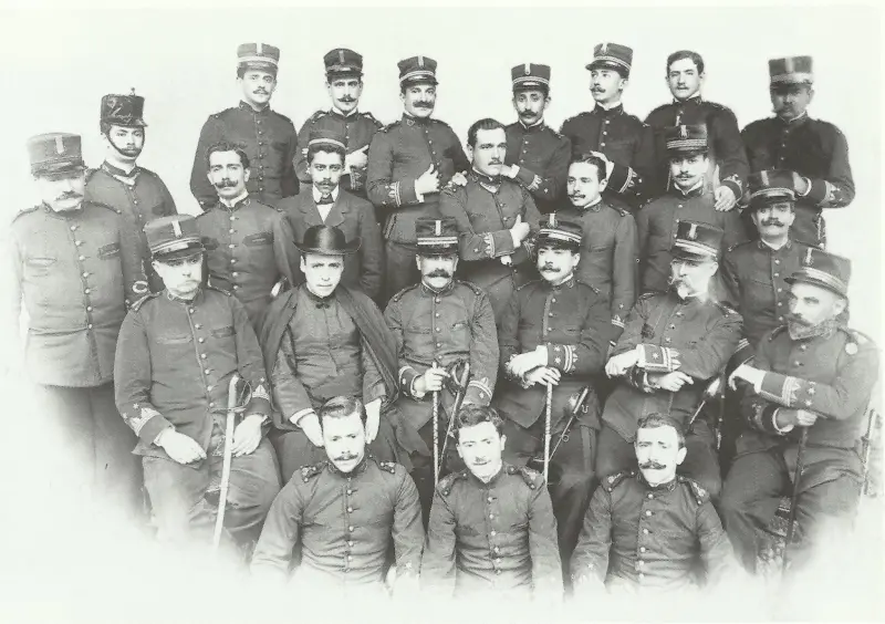  Jefes y oficiales del Batallón de Cazadores de Canarias