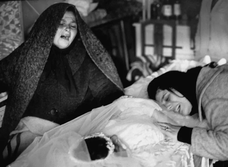 MORTES POR AS CHEIAS