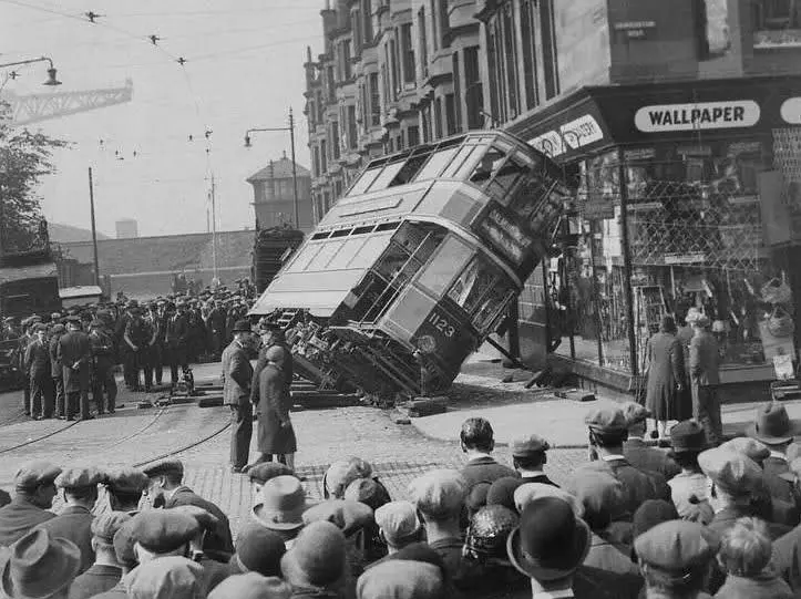 Tram crash on Dumbarton Road at Primrose Street