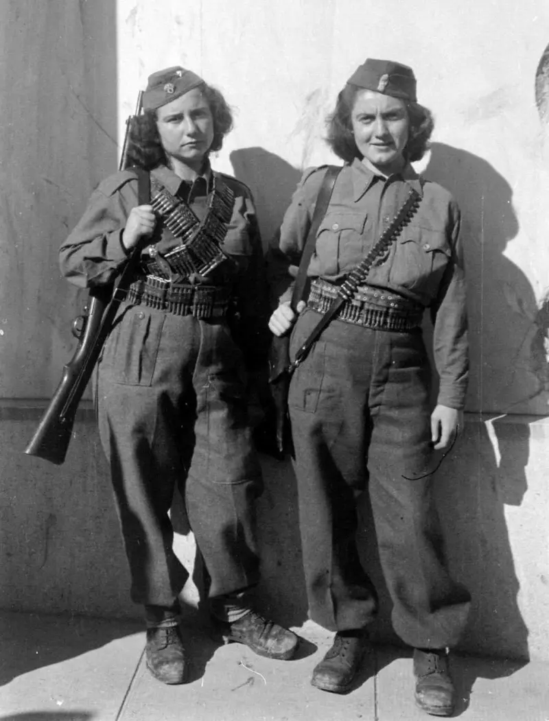 Women Fighters of the Greek Resistance