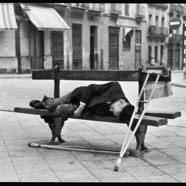 Siesta callejera 