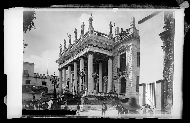 El Teatro Juárez y el esplendor cultural