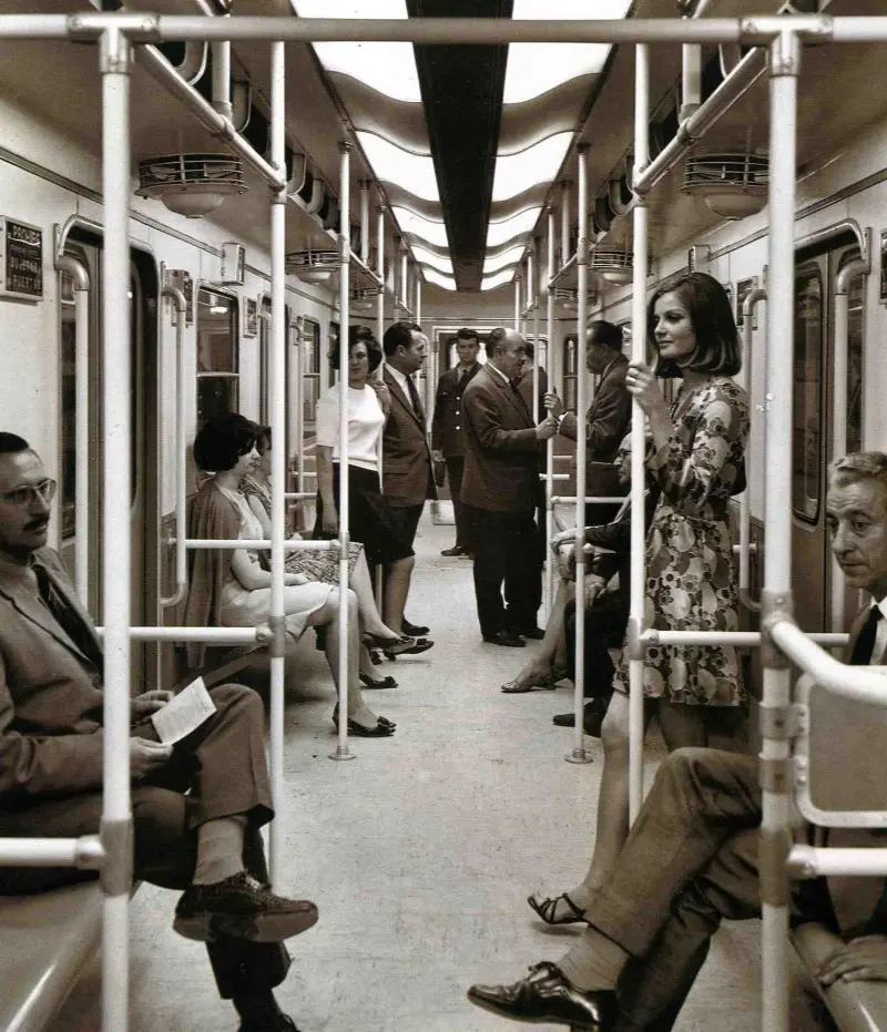El Metro.