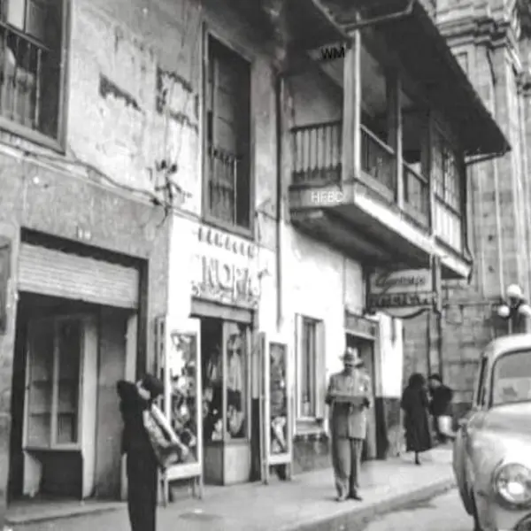 Esquina de la Casa del Florero