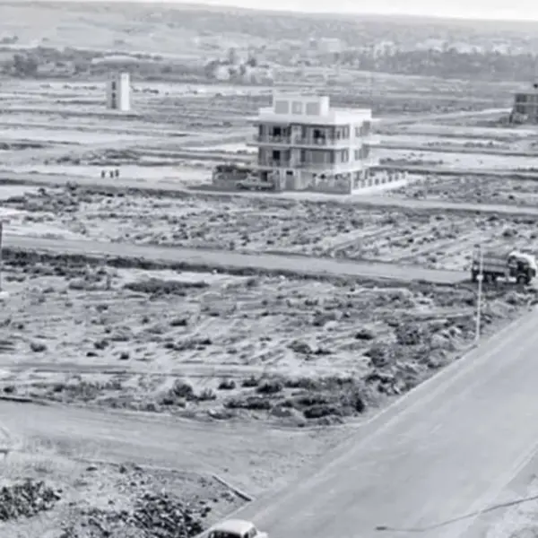 Los dos primeros edificios de Gran Playa