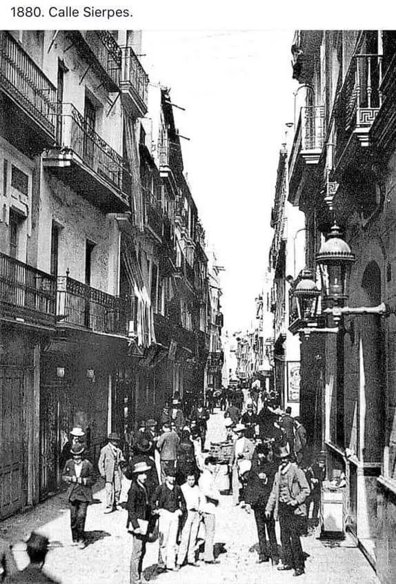 Calle Sierpes de Sevilla