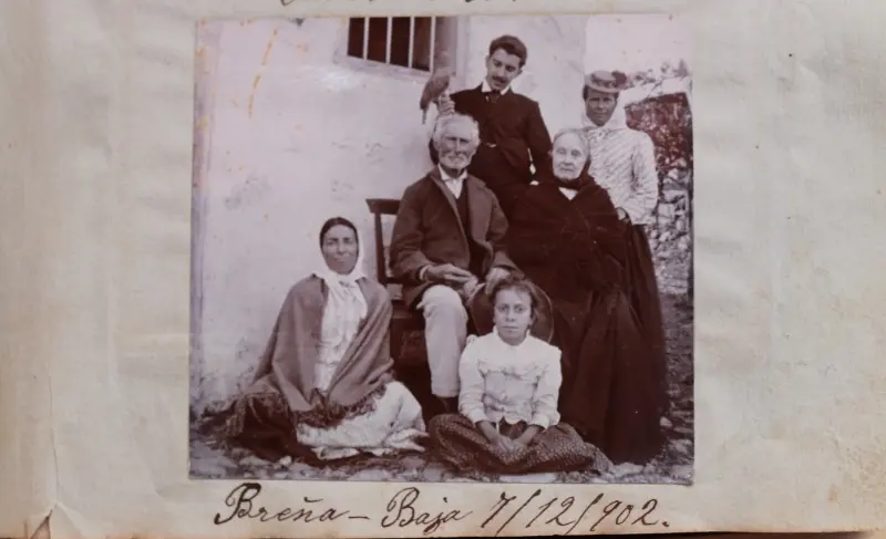 Grupo familiar salinas de Breña Baja