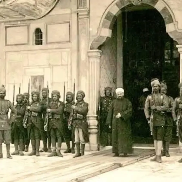 Soldiers of the British Indian Army 