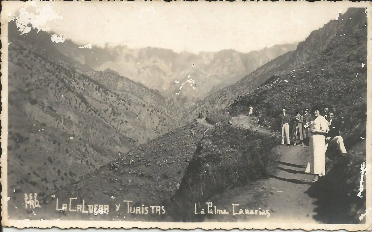 Acceso a la Caldera de Taburiente.