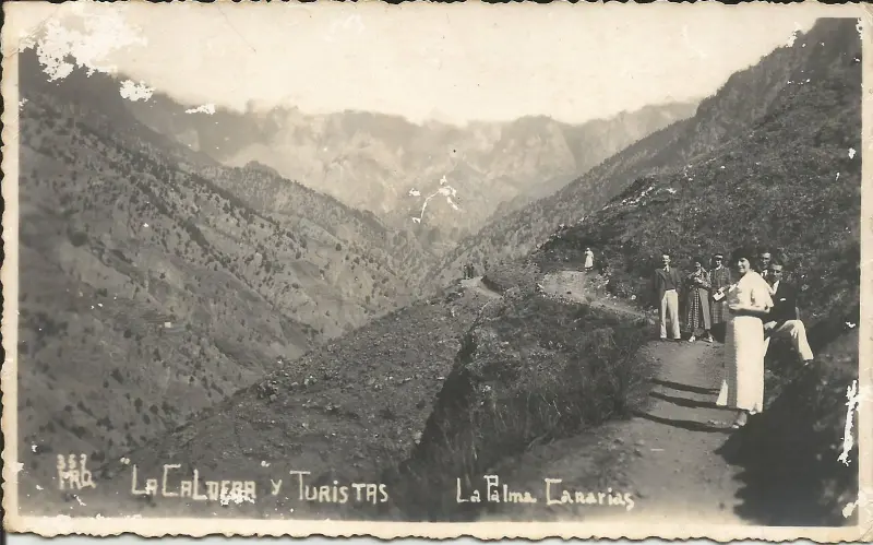Acceso a la Caldera de Taburiente.