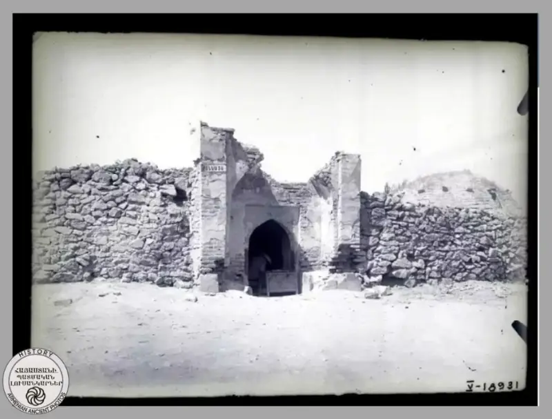 Entrance to the old bathhouse