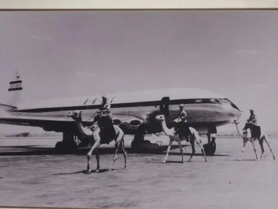 Passengers deplaning 