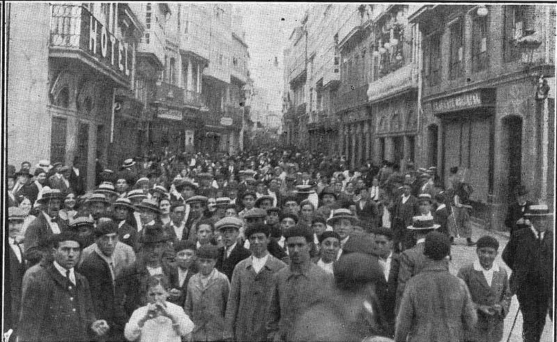 Manifestación na rúa Real