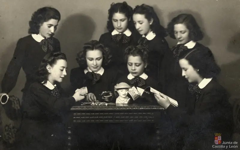 Niñas del Colegio Filipense