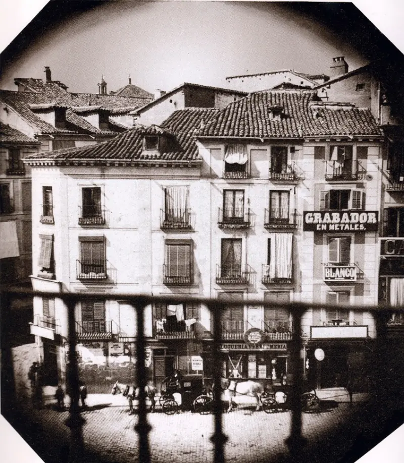 Puerta del Sol esquina Montera