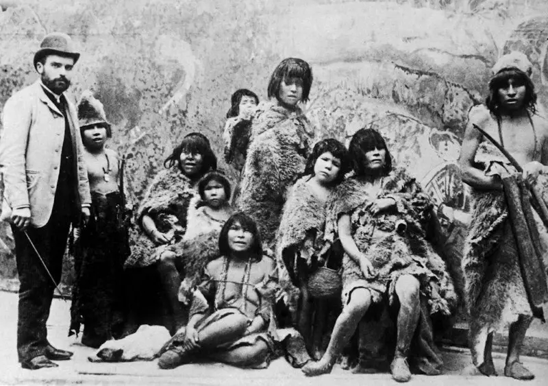 Selknam Family at Paris Zoo